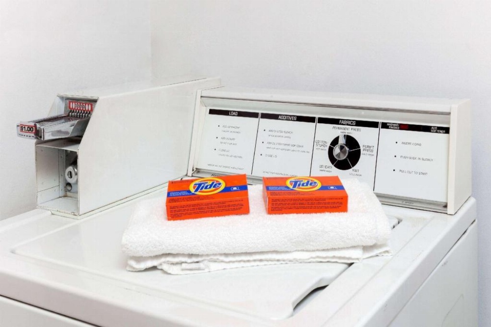 Days Inn by Wyndham Alhambra CA